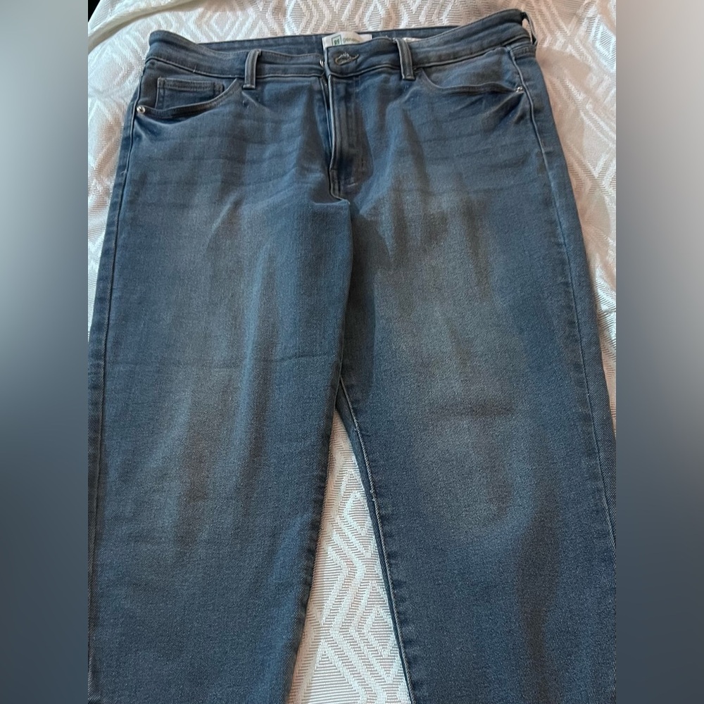 Regeneration by Only Blue Denim Jeans